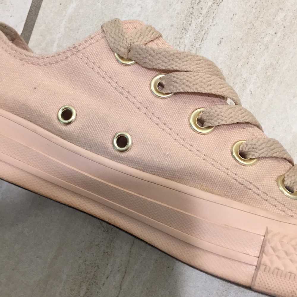 Low-top Converse - Picture 5 of 5